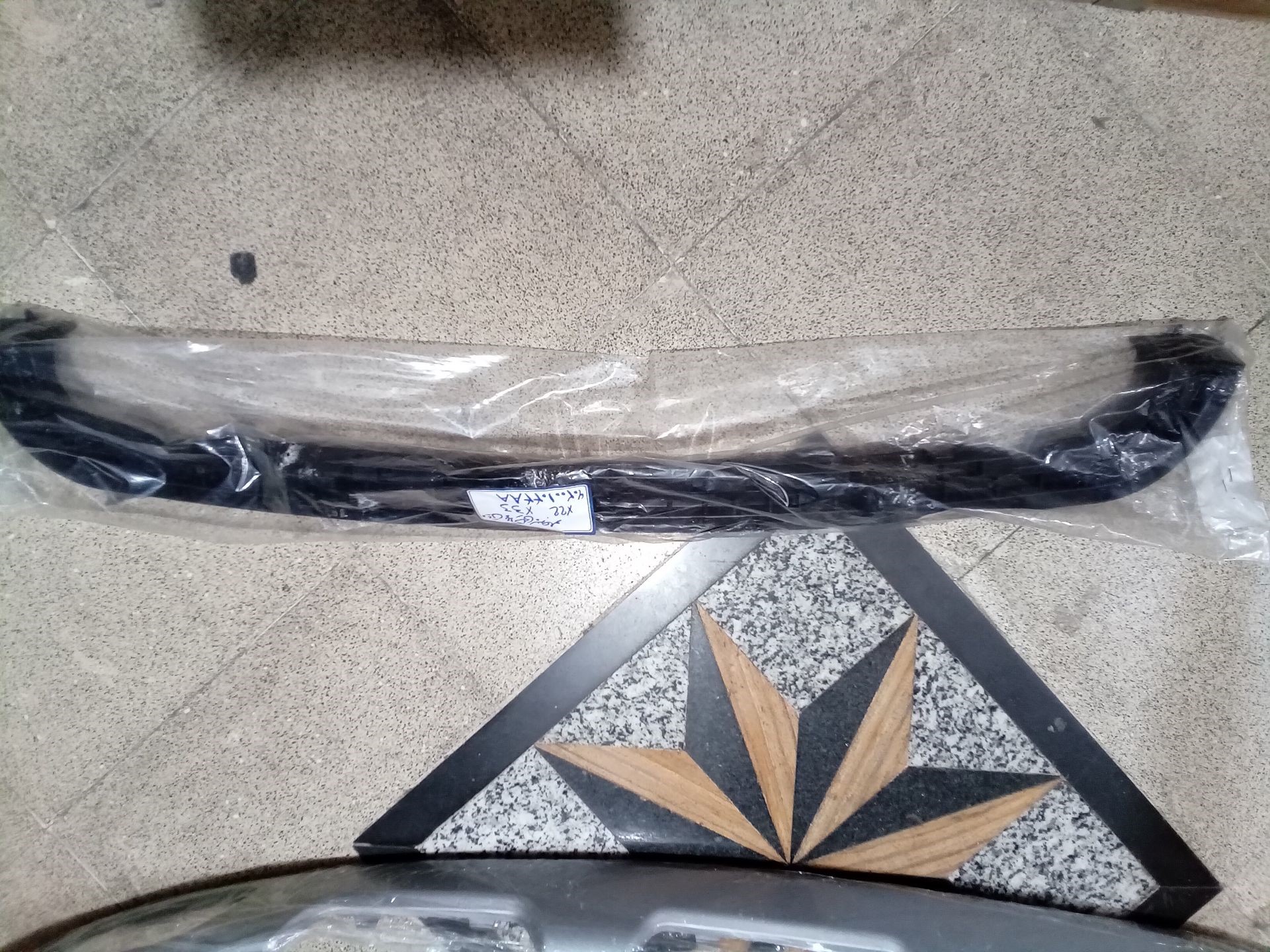 دیاق پلاستیکی سپر جلو ام وی ام X22 پرو X33 کراس اصلی